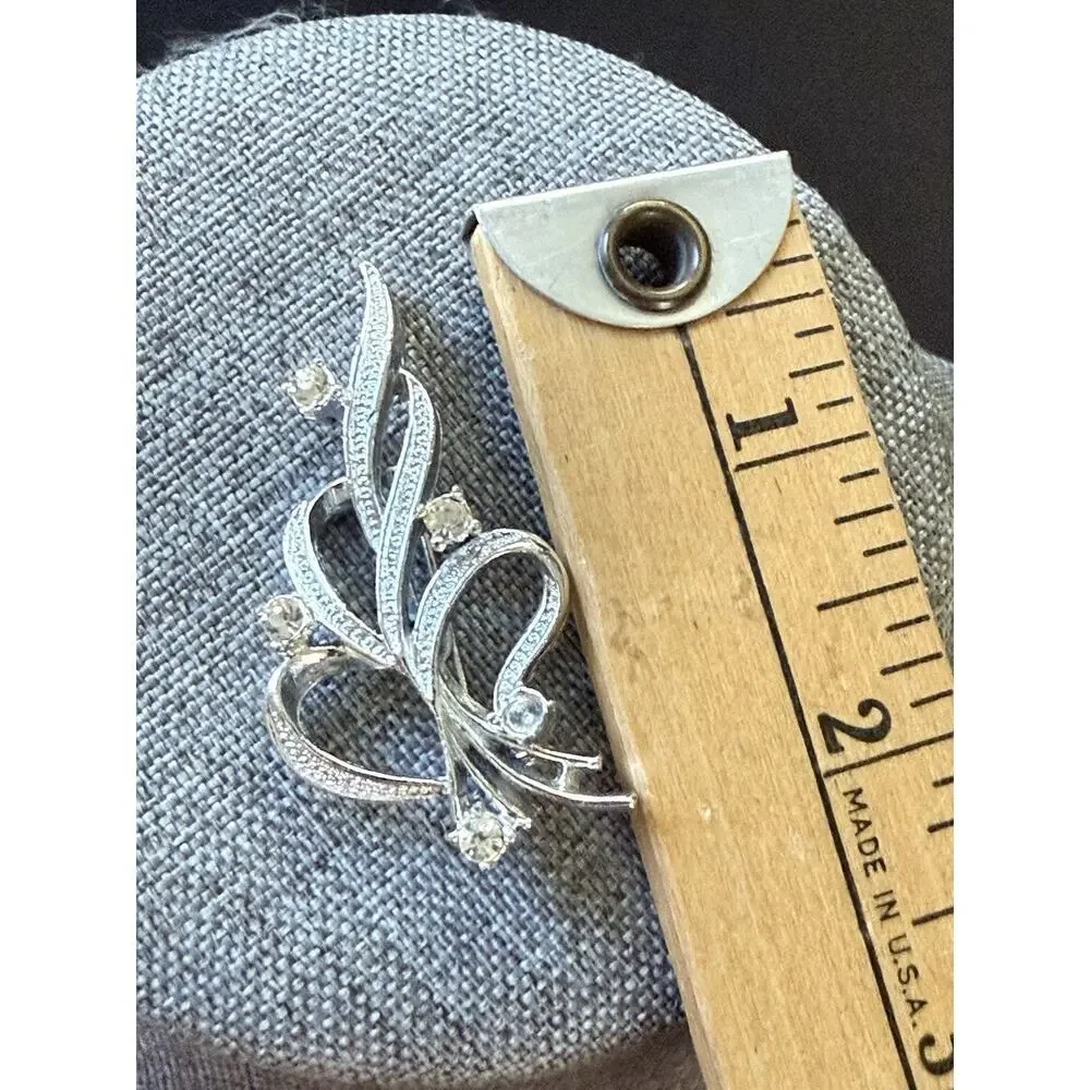 Vintage Signed Gerrys Leaf Brooch Pin Silver Tone White Rhinestone Ribbon